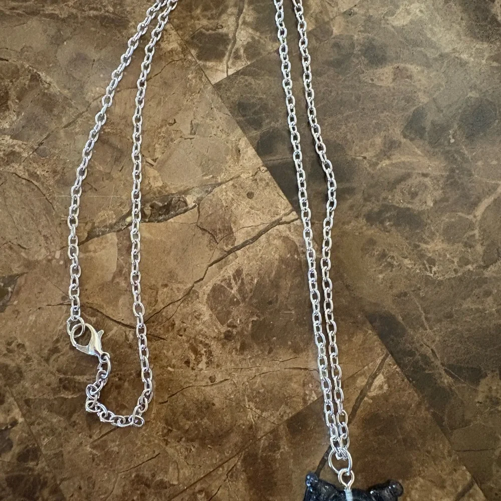 Hello Kitty NWT Black and Silver Cat Pendant Necklace
